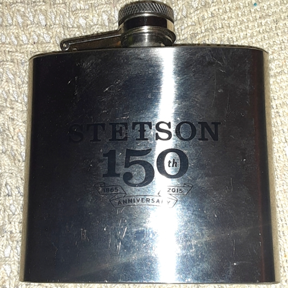 VINTAGE STETSON 150 TH ANNIVERSARY STAINLESS STEEL FLASK NRMINT CONDITION